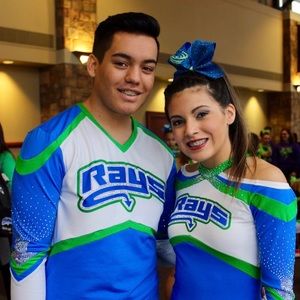 Meet your Posher, Dylan